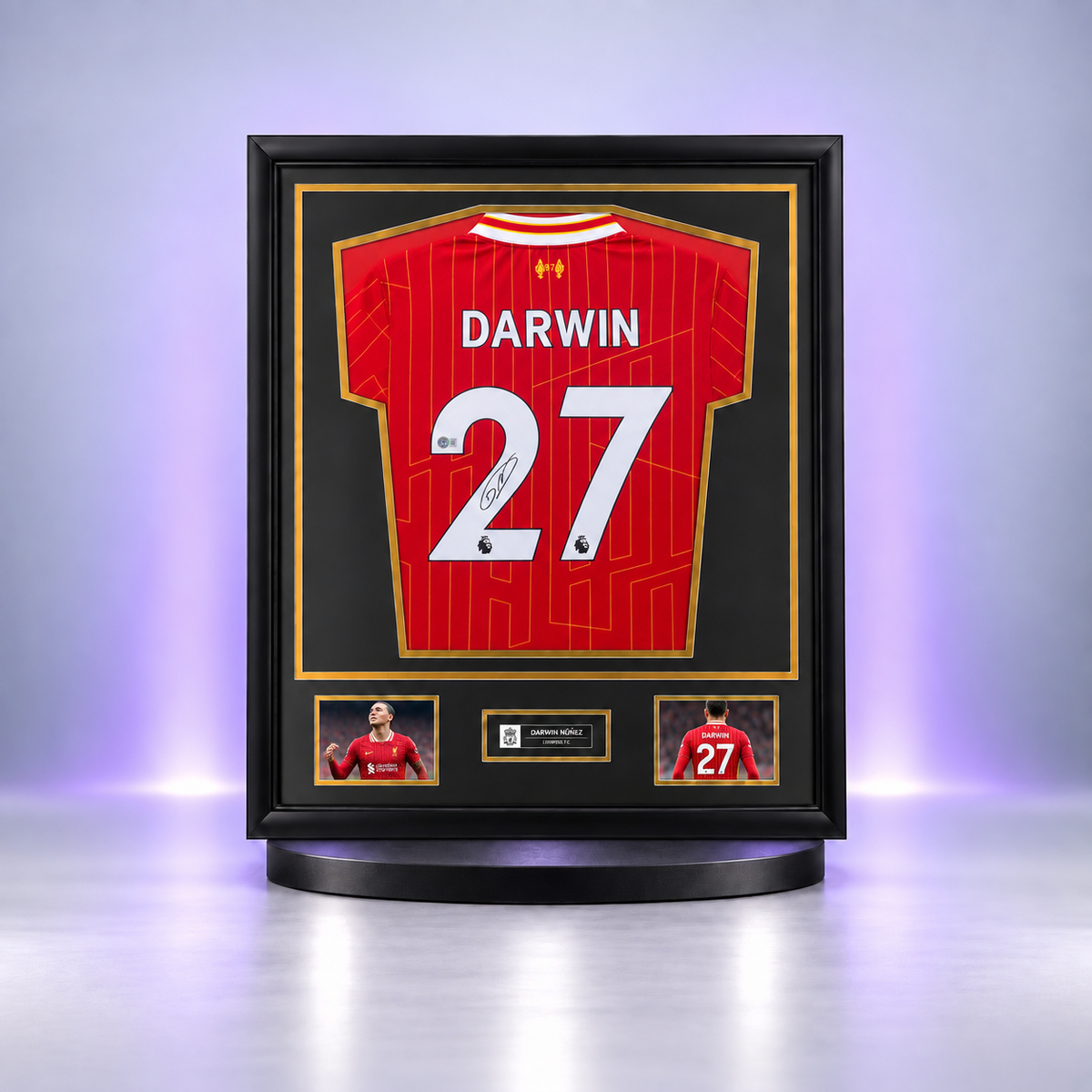 Jersey firmado de Darwin Núñez enmarcado, con marco y paspartú